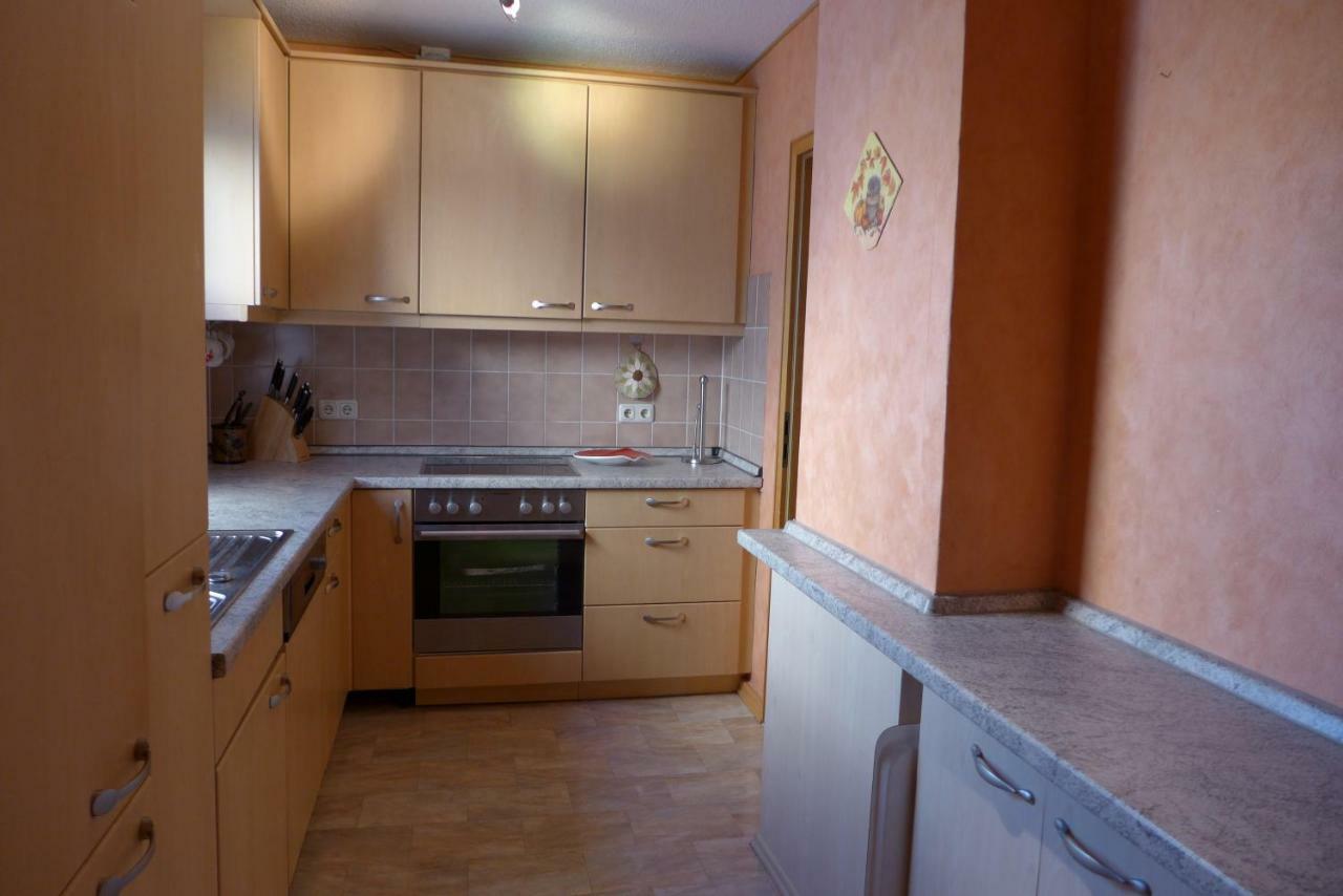 Messe Cgn/Dus Grossraeumige Wohnung In Guter Verkehrslage เลเวอร์คูเซน ภายนอก รูปภาพ