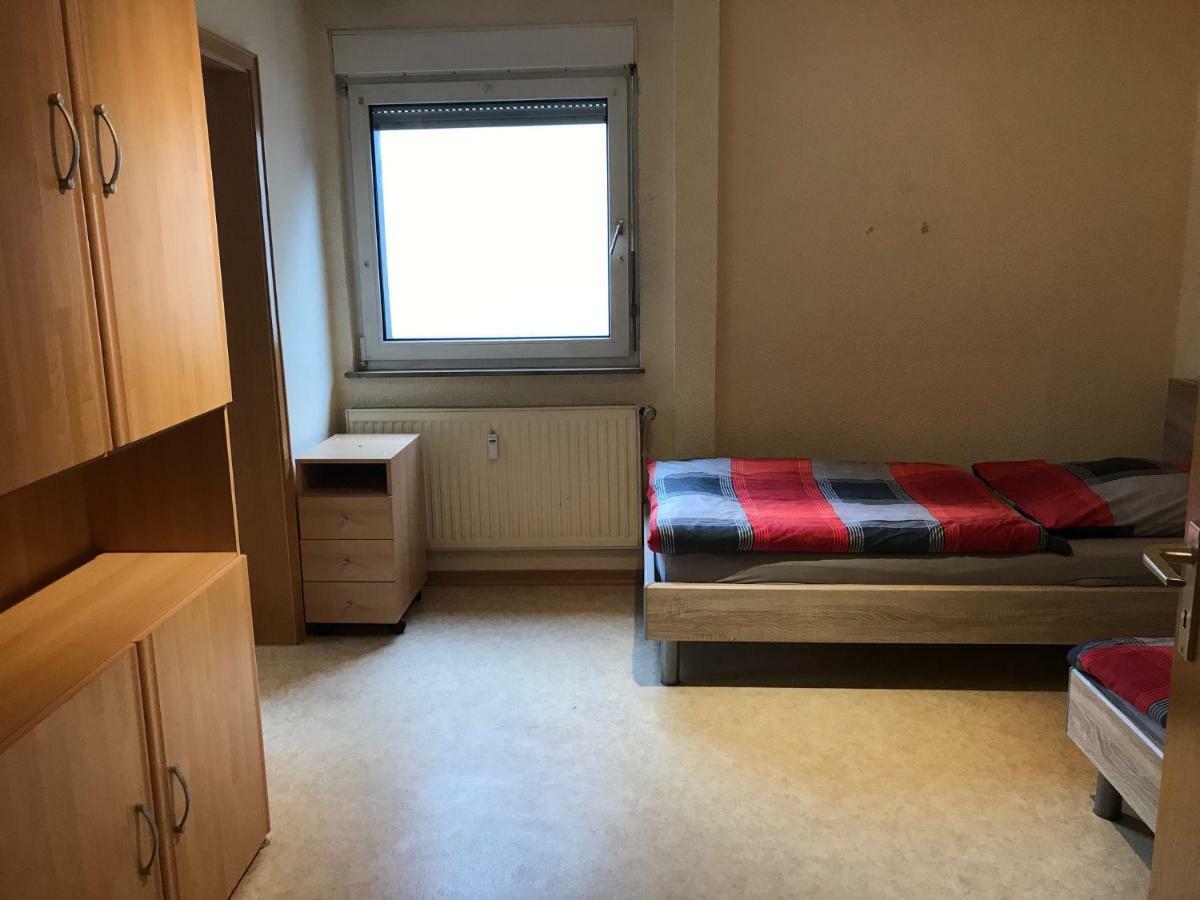 Messe Cgn/Dus Grossraeumige Wohnung In Guter Verkehrslage เลเวอร์คูเซน ภายนอก รูปภาพ